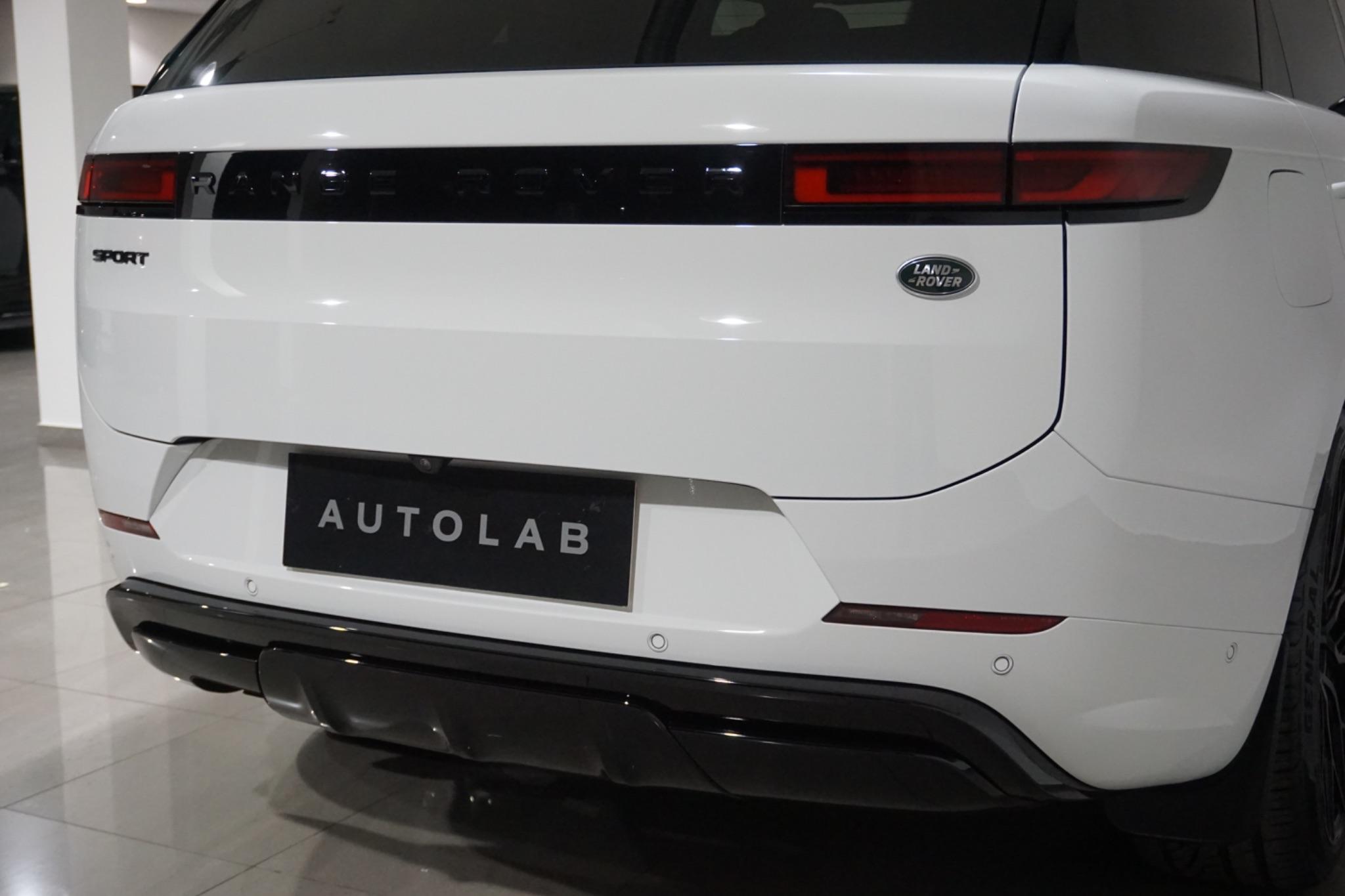 Land Rover Range Rover Sport 3.0 D300 MHEV Dynamic SE Auto 4WD Euro 6 (s/s) 5dr